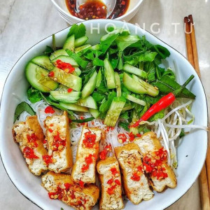 Cô Nào Siêng Năng Chịu Khó Liên Hệ Em Nhận Việc Đi Làm Ngay.