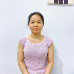 Chị Trần Thị Huyền, Sinh Năm 1979, Quê Gia Lai Cần Tìm Việc Làm.