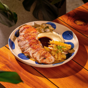 Gia đình nhà ở ngay chợ An Đông Quận 5 nhà chỉ có 1 lầu thôi. tìm gấp chị giúp việc bao ăn bao ở luôn nha