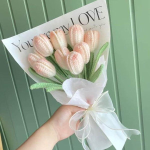 Gia Đình Ở Đường Bùi Đình Túy Quận Bình Thạnh Cần Tìm Về Chị Chăm Bà Nằm Một Chỗ