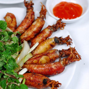 Em Cần Tìm Cô Giúp Việc Nhà Quận 1 - Bao Ăn Ở, Lương 9-12 Tr!