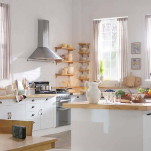 Gia Đình Cần Gấp Chị Chăm Em Bé Tại Nhà, Lương 9 Triệu, Bé 1 Tuổi.