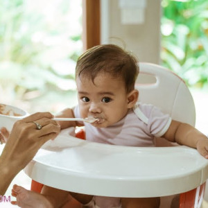Cần Người Chăm Bé, Phụ Việc Nhà Bao Ăn Ở (bình Dương)