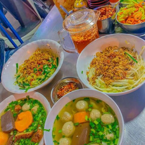 Góc Tuyển Cô Giúp Việc Làm Việc Ở Q8 (bao Ăn Ở Lại)