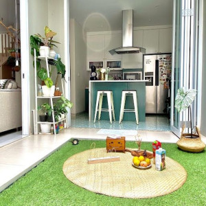 Nhà phố đường Hậu Giang,Q6 1 trệt 1 lầu cần tìm gấp 1 cô giúp việc  Công việc làm là biết nấu ăn là được, dọn dẹp trong gia đình. Với mức lương 9 triệu Bao ăn ở, làm tốt thưởng riêng,chế độ o