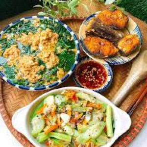 Bên Em Cần Cô Về Giúp Việc Nhà (bao Ăn Ở)