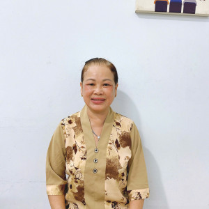 Em Tìm Việc Giúp Cô Hồng Chuyên Chăm Sóc Người Già, Thật Thà, Chịu Khó