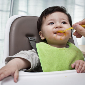 Tìm Chị Chăm Bé 8 Tháng Tuổi (ở Lại)- Nhà Ở Bình Tân