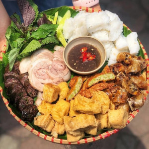 Quán Bún Đậu Mắm Tôm Ở Gò Vấp Tuyển Nam Phụ Quán Lương 8tr Bao Ăn Ở