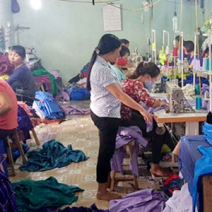 Tuyển Nấu Ăn Cty May Ở Tân Sơn Nhì - Tân Phú - Phụ Cắt Chỉ