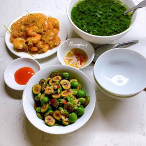 Với Công Việc Dọn Dẹp, Chỉ Cần Biết Nấu Ăn Cơ Bản Nhưng Gia Đình Em Không Phải Ngày Nào Cũng Nấu. Mức Lương Khởi Điểm 10 Triệu- Bao Ăn Ở Hỗ Trợ Vé Xe Về Quê Xa