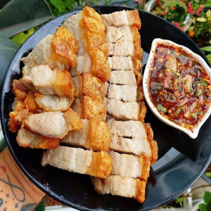 Tuyển Gấp Cô Giúp Việc Nhà Quận 1 - Lương Từ 8-11 Tr Bao Ăn Ở