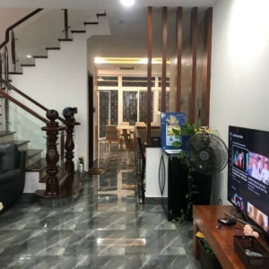 Gia Đình Tìm Chị Giúp Việc Bao Ăn Ở Lại, Không Yêu Cầu Kinh Nghiệm Lương 9tr Ở Q7