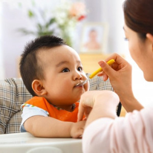 Cần Cô Chăm Bé Ở Bình Chánh - Việc Thật, Người Thật