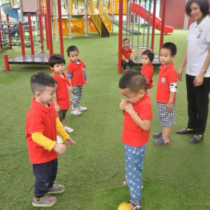 Cần Giúp Việc Bao Ăn Ở Lại Lương Cao