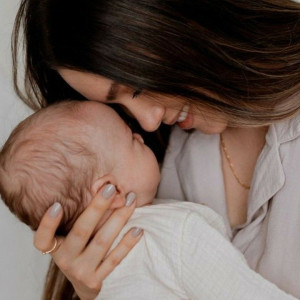 Tuyển Chị Chăm Em 6 Tháng Tuổi, Làm Ở Phú Nhuận.