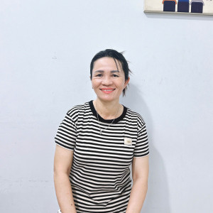 Chị  Bản, Sinh Năm 1985, Quê Ninh Thuận. Tìm Việc Lâu Dài Ổn Định.