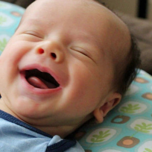 Bé Nhà Em Được 1 Tháng Tuổi Cũng Mong Tìm Được Chị Chăm Bé Hiền Lành Thật Thà
