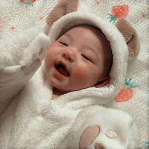 Cần Gấp Cô Yêu Trẻ Chăm Bé Mát Tay Ạ