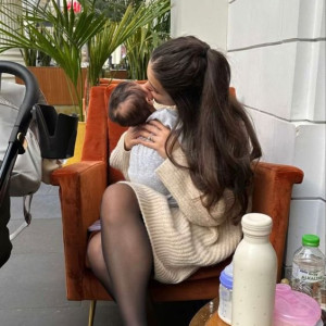 Em Nhận Chị Chăm Em Làm Bao Ăn Ở Tại Chung Cư Quận 7.