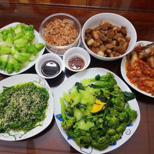 Nhà Em Cần Tuyển Một Cô Giúp Việc Phụ Việc Nhà