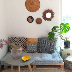 Em Tuyển Gấp 1 Cô Giúp Việc Về Làm Cho Gia Đình Em, 2 Vợ Chồng Đi Làm Tối Mới Về Và Có Mẹ 65 Tuổi Ở Nhà Vẫn Còn Khỏe Mạnh