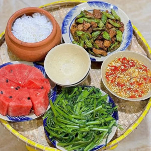 Tuyển Cô Giúp Việc Nấu Ăn Ngon Cho Cô Chủ Tại Tân Bình
