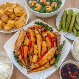Tuyển Chị Giúp Việc Nhà, Làm Việc Bao Ăn Ở, Không Yêu Cầu Kinh Nghiệm.
