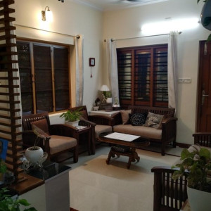 Em Tuyển Chị Nấu Cơm, Làm Việc Nhà 3 Người Ở Quận 7, Tphcm.
