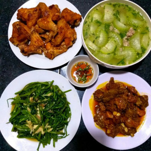 Cần Tuyển Gấp Chị Nấu Ăn Ở Lại Tại Gò Vấp : 0978609760