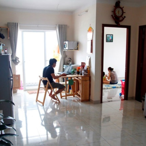 Em Nhờ Cô Về Giúp Việc Nhà - Cơm Nước Cho 2 Mẹ Con.