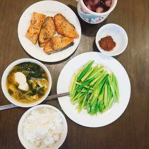 Cô Chú Ở Bình Thạnh Tìm Chị Giúp Việc Nhà, Nhà 2 Cô Chú Và Con Gái Nhỏ Còn Học Đại Học.