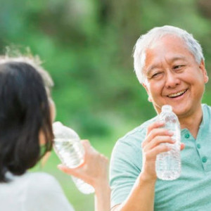 Chính Chủ Em Cần Gấp Ạ , Cô Nào Chuyên Chăm Sóc Người Già Đi Làm Bao Ăn Ở Lại A