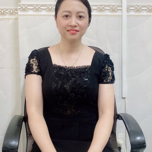 Em Tìm Việc Cho Chị Thu Trang 48 Tuổi Người Miền Trung Chịu Khó, Nhanh Nhẹn. A/c Gọi 0982845784 Gặp Chị Trang