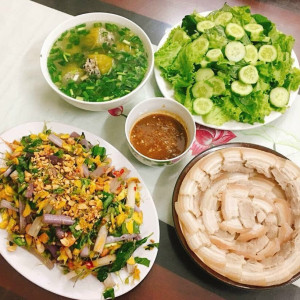 Em Tìm Gấp 1 Chị Làm Ở Lại Với Gia Đình , Dọn Dẹp Nhà Cửa , Cơm Nước