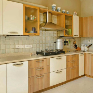 Em Tìm Chị Giúp Việc Nhà, Lương 10 Triệu.  Bao Ăn Ở Lại Tại Phạm Văn Bạch, Tân Bình.