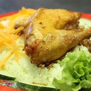 Cần Bạn Nam Đứng Bếp Cơm Gà, Hải Sản, ... Bao Ăn Ở Lại Tại Thủ Đức
