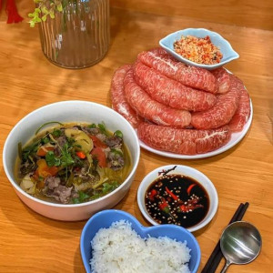 Tìm Gấp 1 Chị Cịu Khó Về Giúp Việc Nhà ( Làm Ở Lại ) , Lương 10 Triệu Làm Việc Tại Quận 7