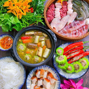 Em Cần Tuyến Gấp Các Cô Giúp Việc Dưới 50 Tuổi Nhận Bao Ăn Ở Lại