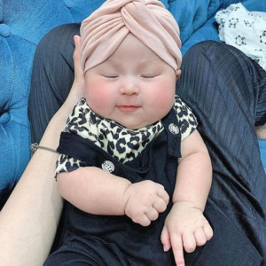 Cần Người Làm Sáng Đi Chiều Về  Ạ