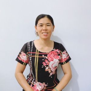 Anh Chị Cần Tuyển Người Giúp Việc Liên Hệ Chị Đó Qua Số 0906906537( Có Zalo)