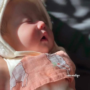 Ba Mẹ Tìm Chị Chuyên Chăm Em 4 Tháng, Làm Bao Ăn Ở Lại.