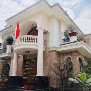 Biệt Thự Quận Bình Tân Em Cần 1 Chị Giúp Việc Lương Khởi Điểm 9tr Bao Ăn Ở