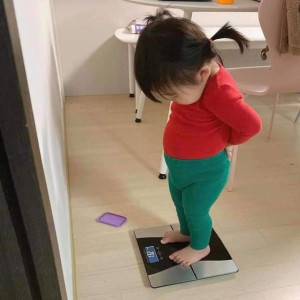 Cần Gấp 1 Chị Chuyên Chăm Bé 6 Tháng Tuổi Nhà Em Được 5 Tháng Bao Ăn Ở
