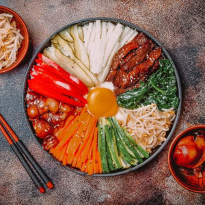 Chung Cư Hà Đô, Cần Người Giúp Việc Nhà, Lương 9tr Bao Ăn Ở.