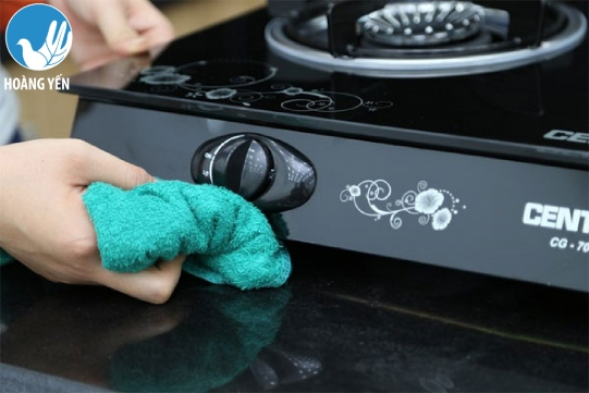 <i>Vệ sinh khu bếp sau mỗi lần nấu ăn</i>